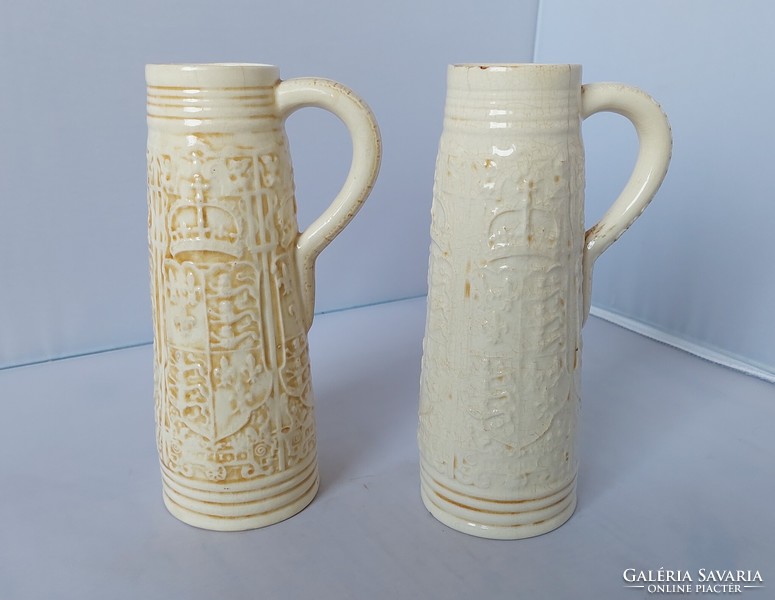 Zsolnay jars with relief decoration 1887/89, old ivory series