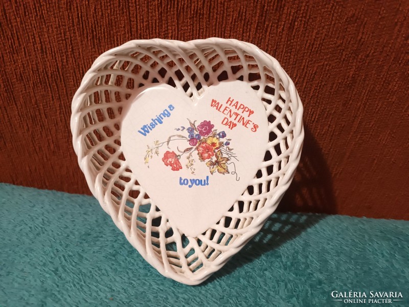 B k Hungarian porcelain openwork beautiful ring holder Valentine's Day surprise :)