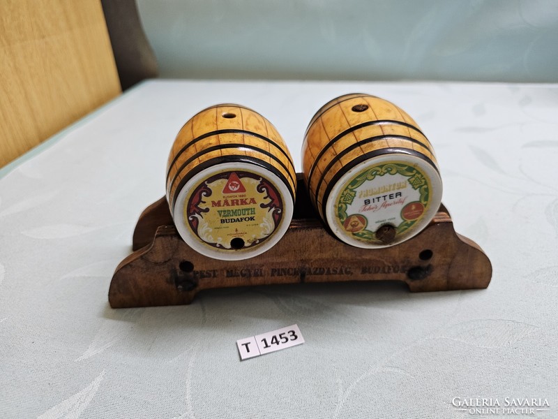 T1452 Hollóházi Budafok brand barrel pair on a wooden stand
