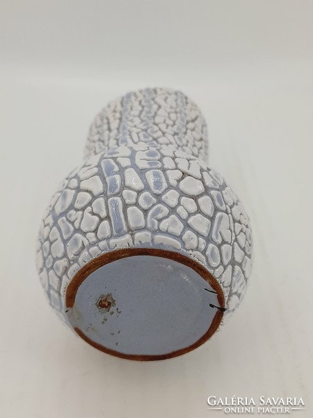 Hódmezővásárhelyi repesztett mázas kerámia kisváza, 13 cm