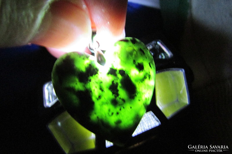 Unique handmade heart pendant made of gem-quality serpentinite