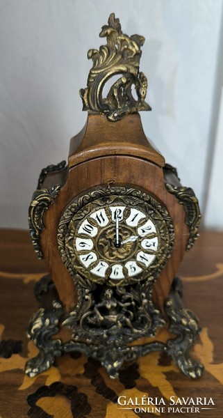 Table clock, small-sized, wooden clock, copper-decorated bull-like miniature! Pocket structure