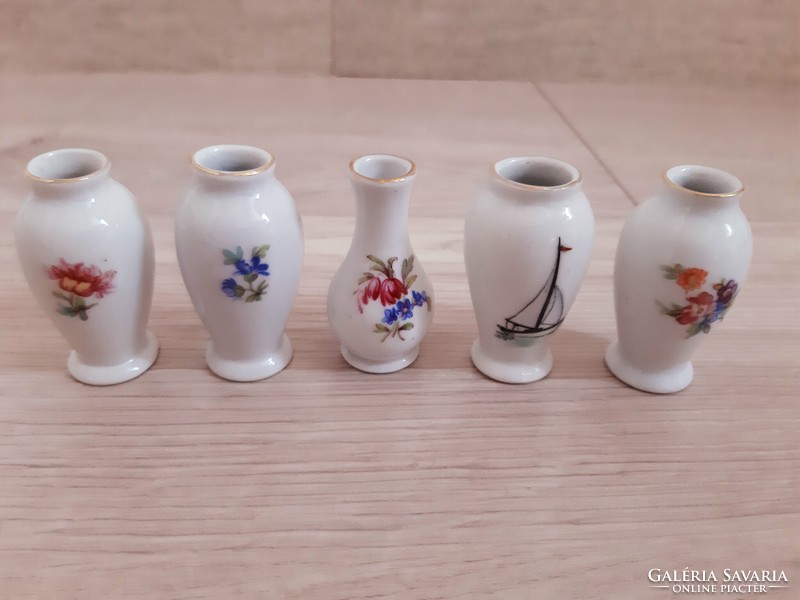 Small porcelain vases from Hollóháza