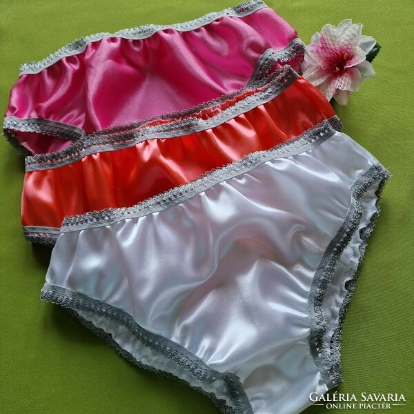 Fen48.4.3 - 3 pcs of women's underwear - traditional style satin panties l/44-46
