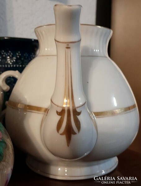 Monarch teapot - art@decoration