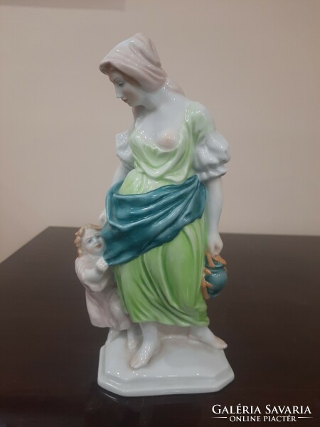 Herend porcelain motherhood, mother with child figurine