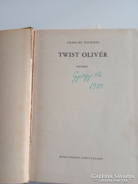 Charles Dickens - Twist ​Olivér (1979)