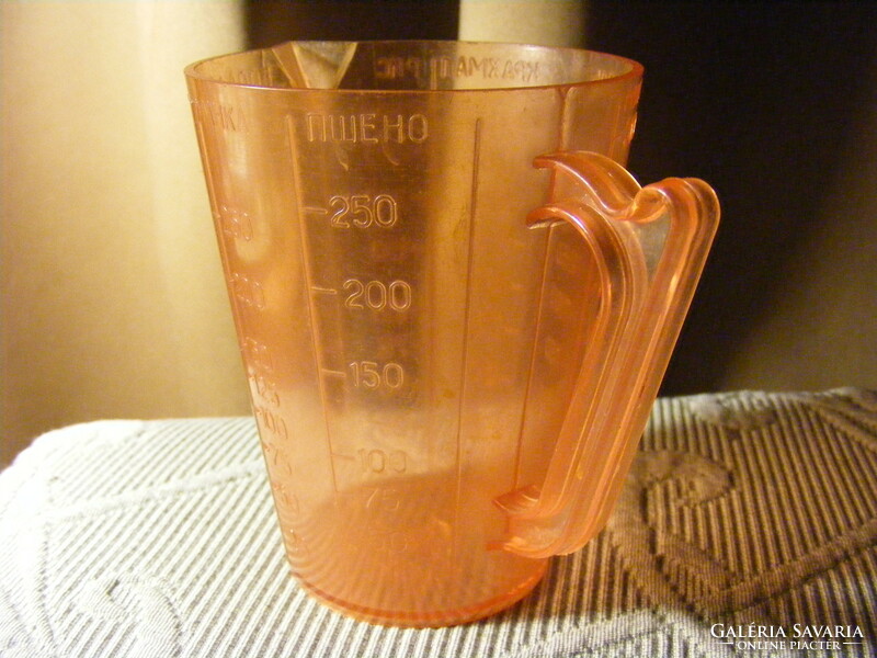 Retro Russian plastic kitchen measuring cup