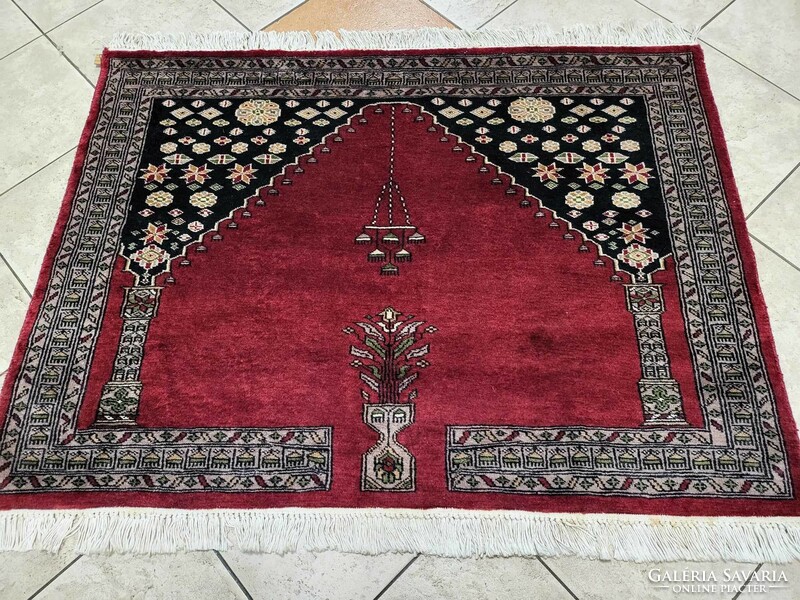Hand-knotted 100x125 cm wool Persian carpet wall picture bz102
