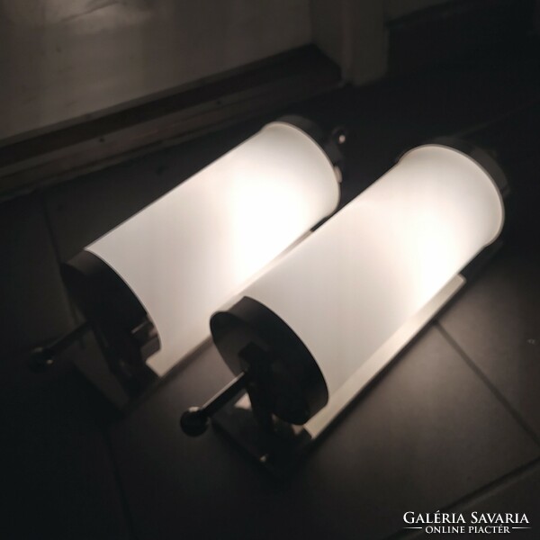 Bauhaus - pair of art deco nickel-plated wall tube lamps renovated - milk glass cylinder shade