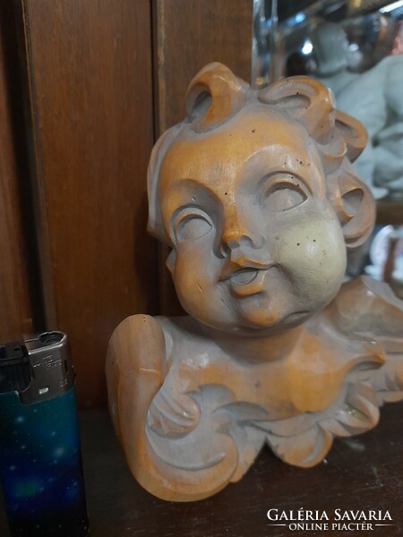 Old hand-carved wooden baroque putto applique, wall decoration. 17 Cm.
