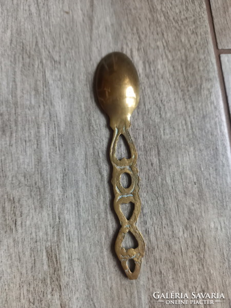 Beautiful old copper coffee spoon (12.3x2.5 cm)