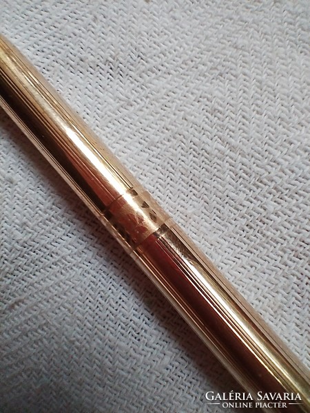 Cross pen coated with 14 carat gold