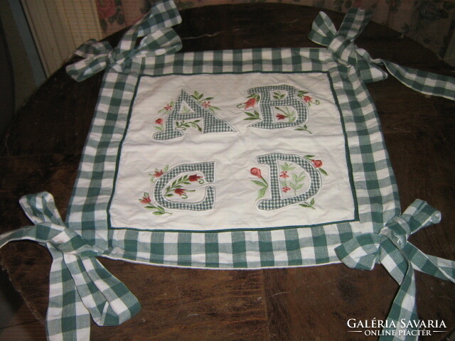 Charming decorative pillow in Bavarian style