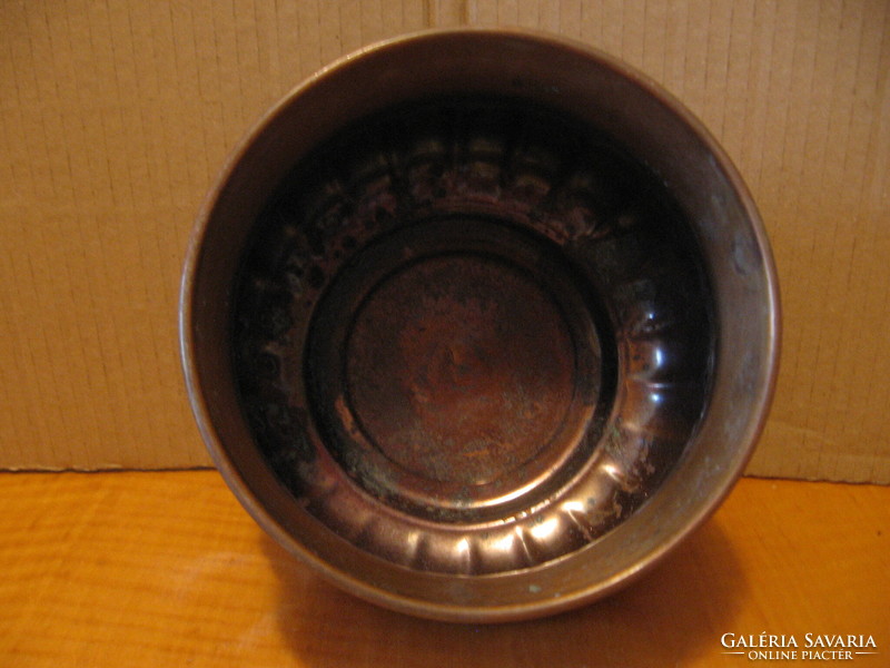 Retro copper pot, bowl