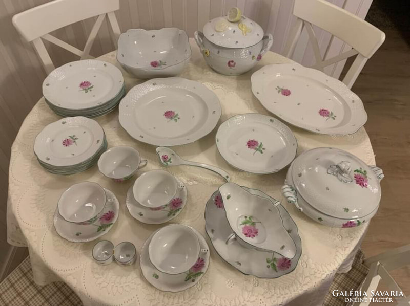 Herend (tertia) aster tableware