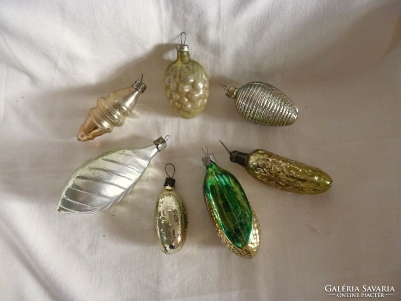 Old glass Christmas tree decorations! - 7 glass ornaments in one!