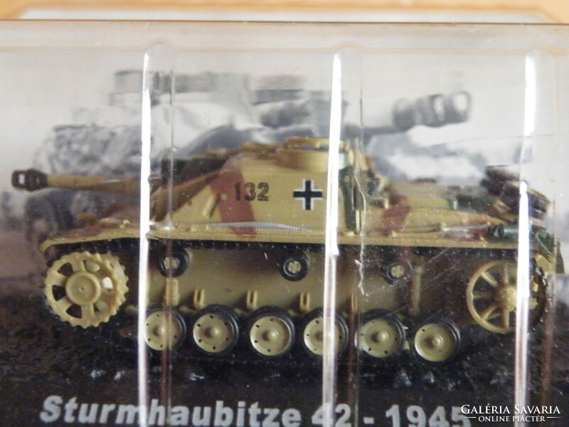 Amercom German II. WW2 assault gun model: sturmhaubitze 42 - 1945 -