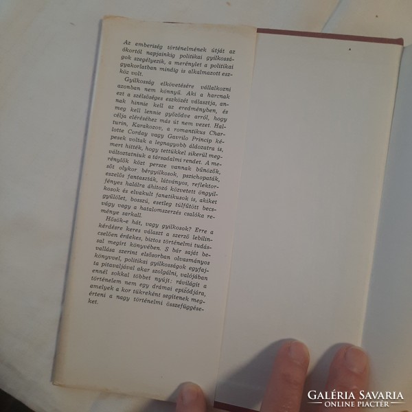 V.P. Borovicka: Híres politikai merényletek     Madách Könyv-és Lapkiadó  1979