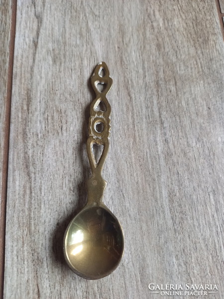 Nice old copper spoon (13.3x3.4 cm)