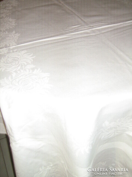Beautiful elegant asters tablecloth on white quality damask tablecloth