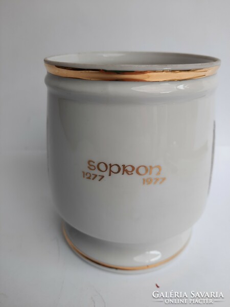 Hollóházi bögre - csupor - SOPRON 1277 - 1977 felirattal és két képpel