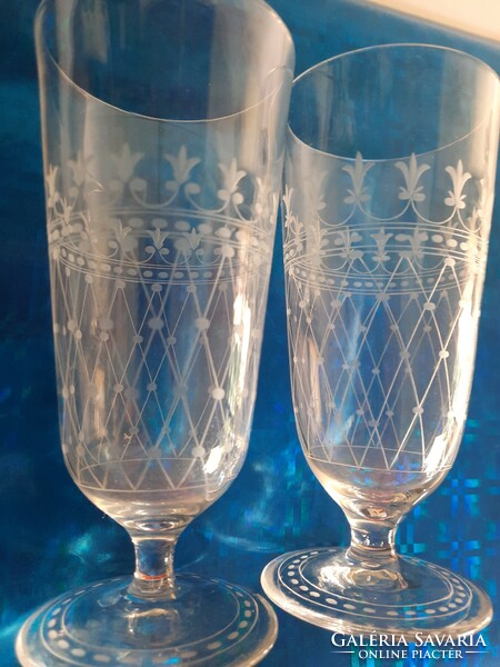 2 beautiful polished glass glasses - 16 cm high