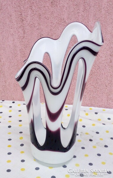 Modern váza különlegesség, Lengyelországból. szárazvirág kompozíciókhoz. Krosno Jozefina