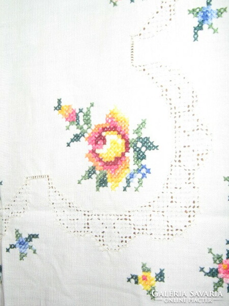 Beautiful small cross-stitched tablecloth with toledo