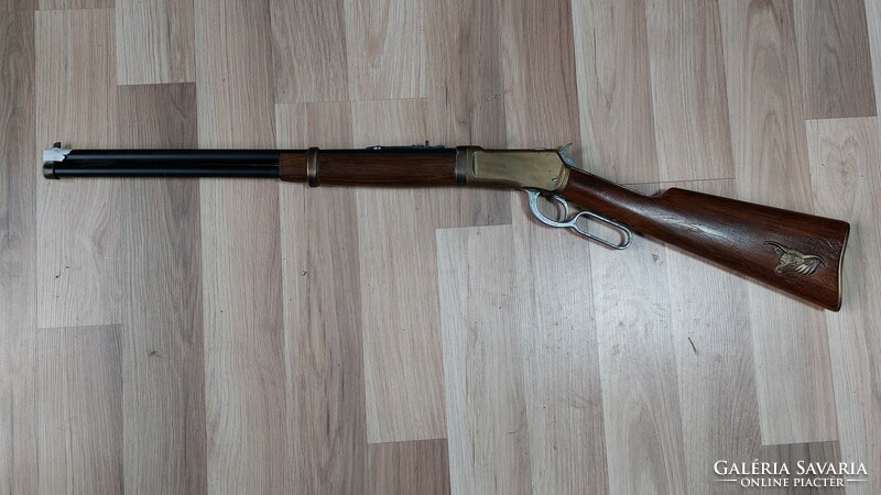 Winchester replica rifle