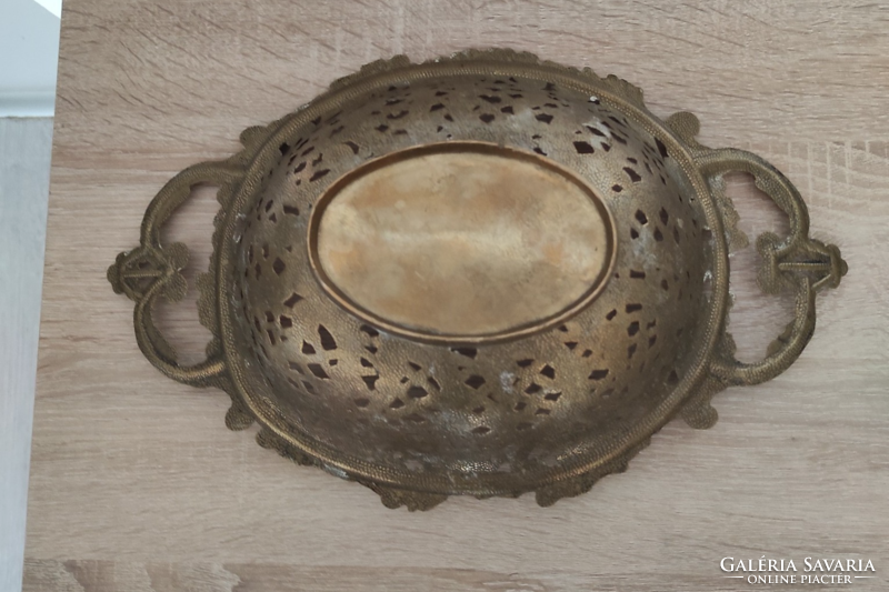 Baroque style, copper serving and offering