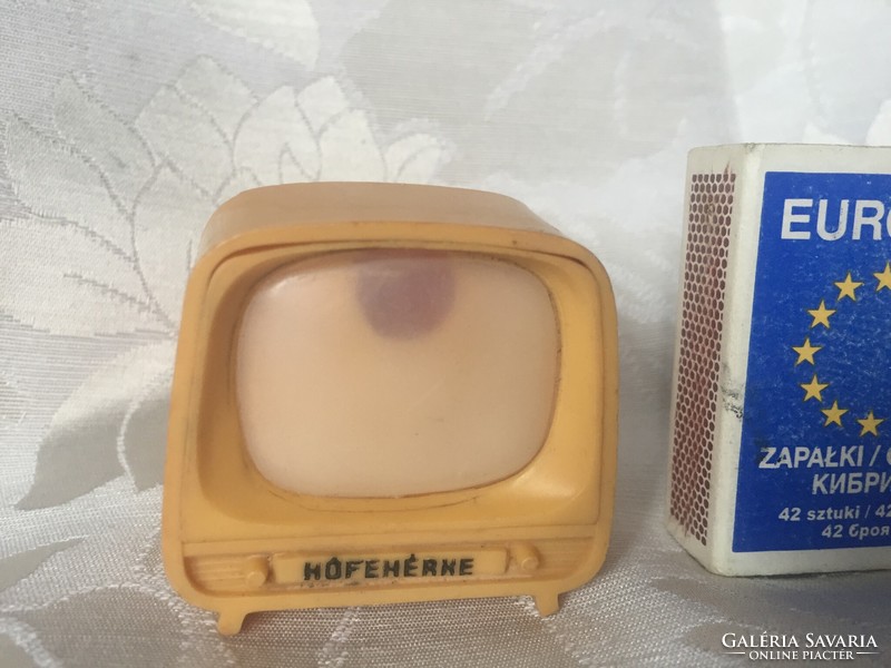 Old, retro mini picture viewer Snow White small TV, TV merchandise
