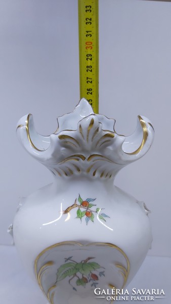 Herend Hecsedli patterned porcelain vase with lugs - with broken lugs