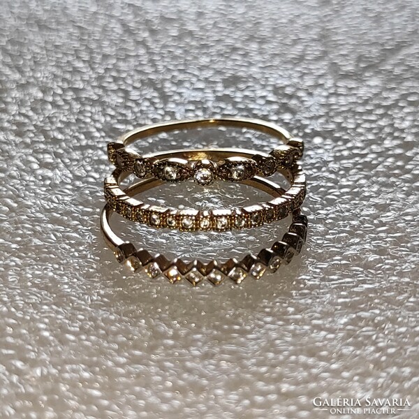 Pack of 3 rings in good condition 18.1Mm (57)