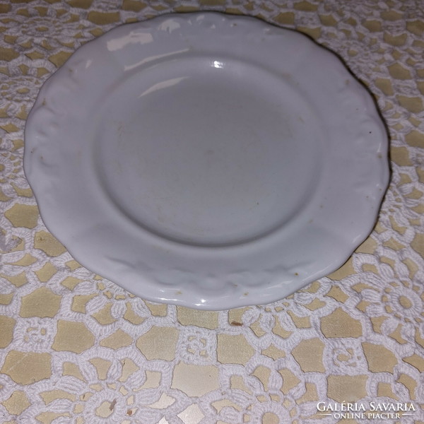 Zsolnay 2db fehér indamintás  régi süteményes tányér