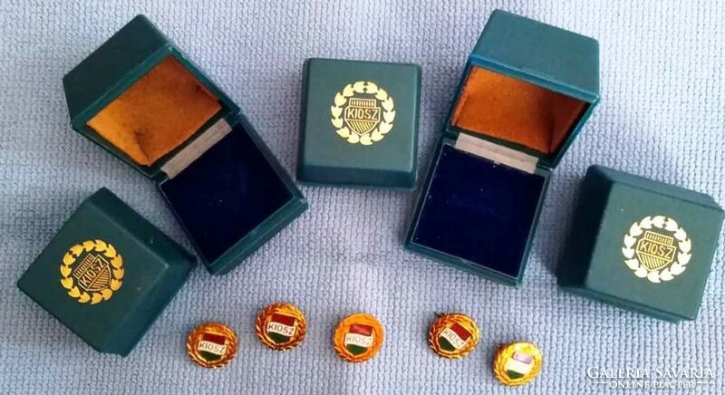 Kiosk badges for collectors, in original box, for sale