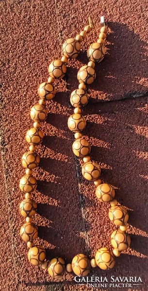 Wooden bead necklace