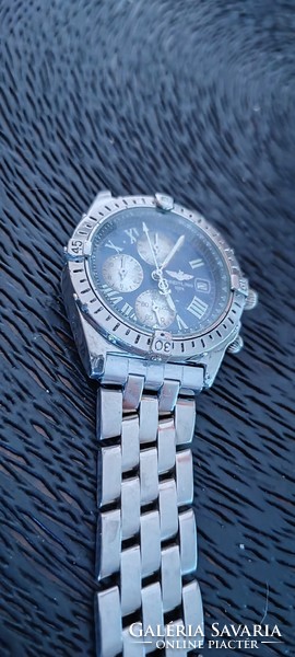 Bid! The watch shown in the pictures!