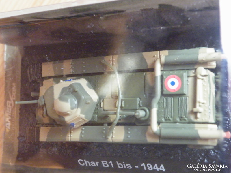 Amercom nehéz harckocsi egy első világháborús mintára épített modell: Char B1 bis - 1944 -