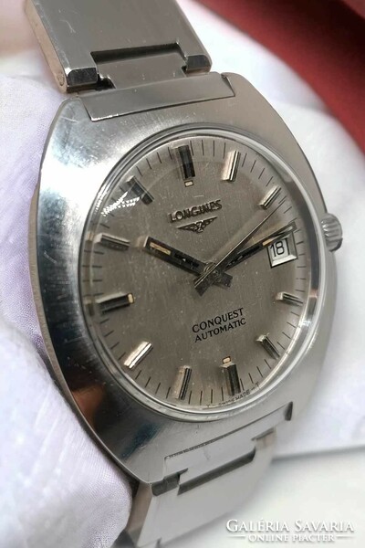Longines conquest automatic wristwatch - freshly serviced