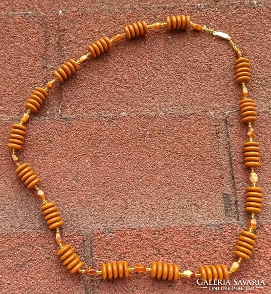 Brown necklace - neck blue