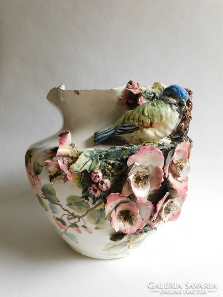 Különleges antik fajansz váza cinkével - sérült