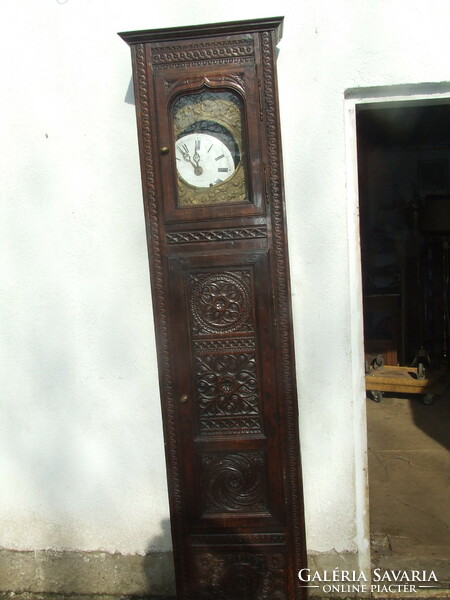 Antique clock incomplete