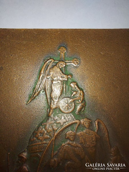 Bronze plaque