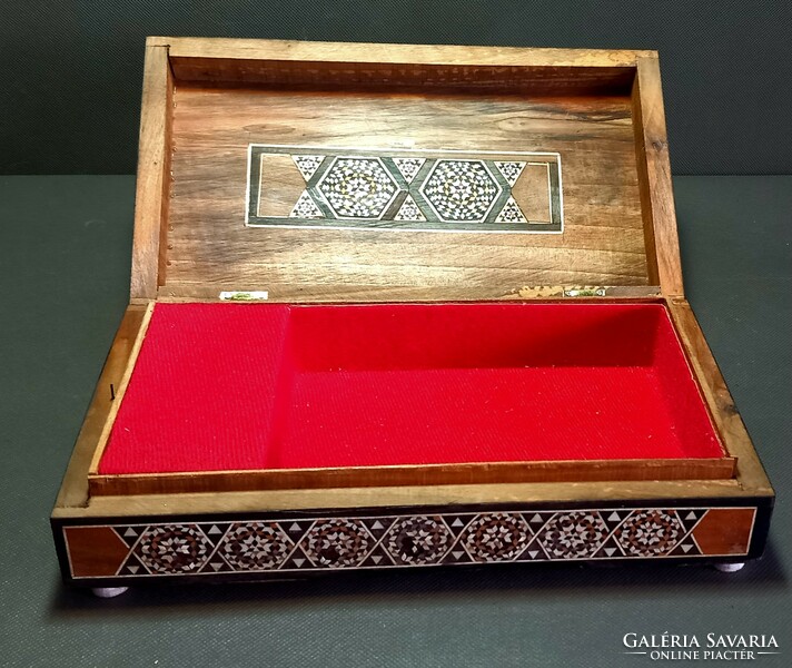 Music box with Khattam mosaic inlay. Negotiable