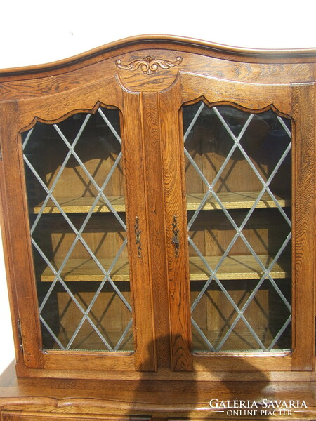Baroque display cabinet
