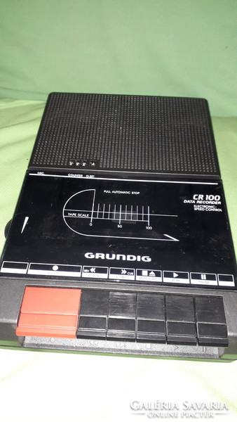 Retro GRUNDIG CR 100 KAZETTÁS REKORDER MAGNETOFON TÖKÉLETESEN MŰKÖDIK 27X17X6 cm a képek szerint