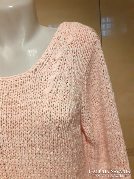 Special knitted sweater. 44-Es