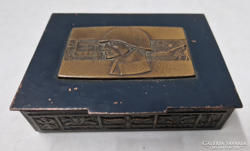 Military decommissioning metal commemorative box 