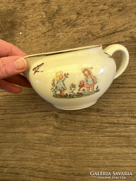 Kispesti porcelàn gyerekmintás kiöntő